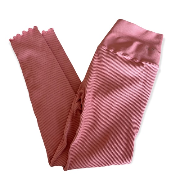 Nux For the Frill 7/8 Legging - Picture 3 of 7